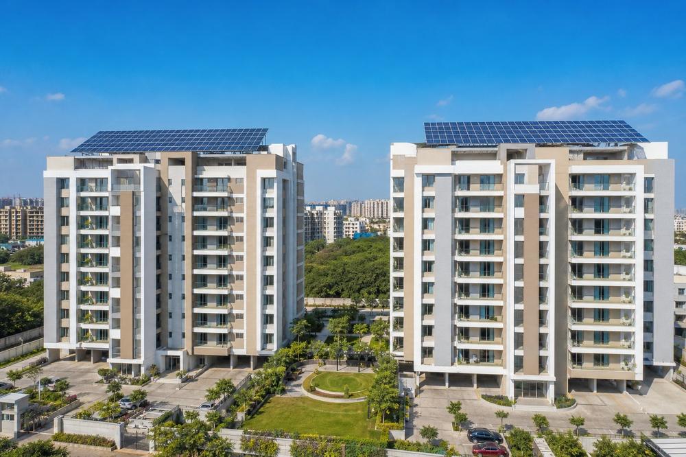 Rooftop solar on an Indian bungalow